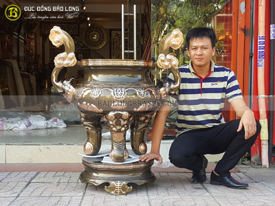 Lư Hương Chữ Thọ Bằng Đồng Cao 90cm Cho Phòng Thờ Bác Tại Phú Quốc